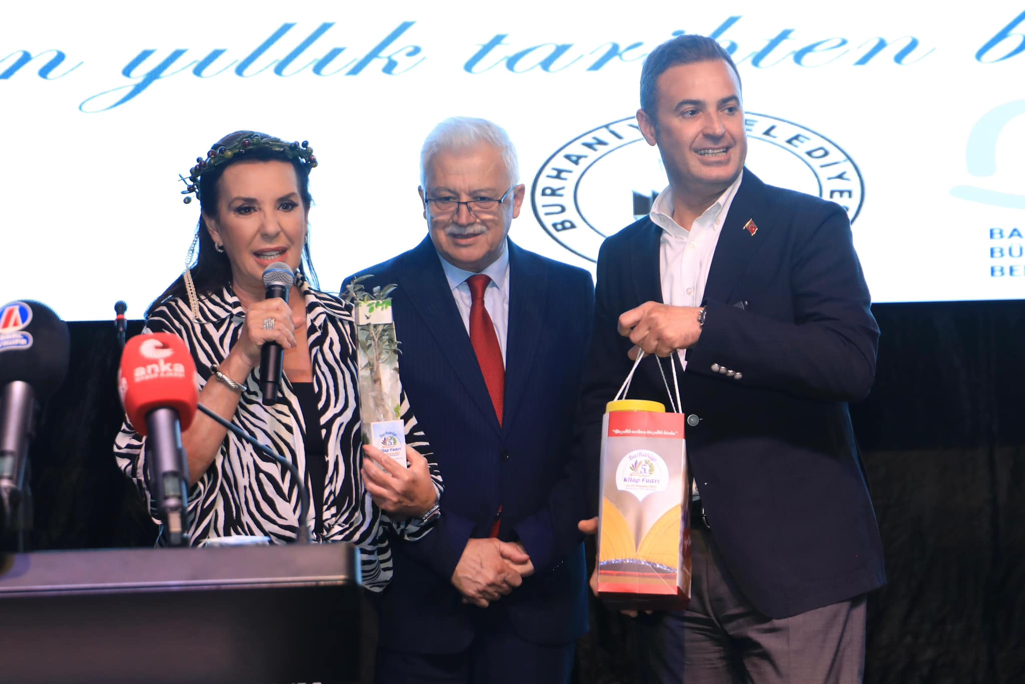 KİTAP FUARININ MUHTEŞEM AÇILIŞI