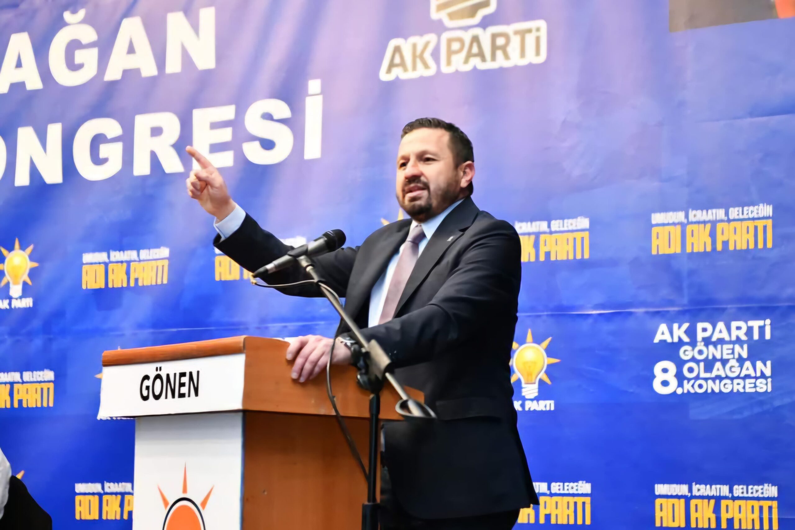 AK Parti’den Büyükşehir Belediye Başkanı Ahmet Akın’a Sert Tepki: “Balıkesir’in Geleceğini Ranta Teslim Etmeyeceğiz”