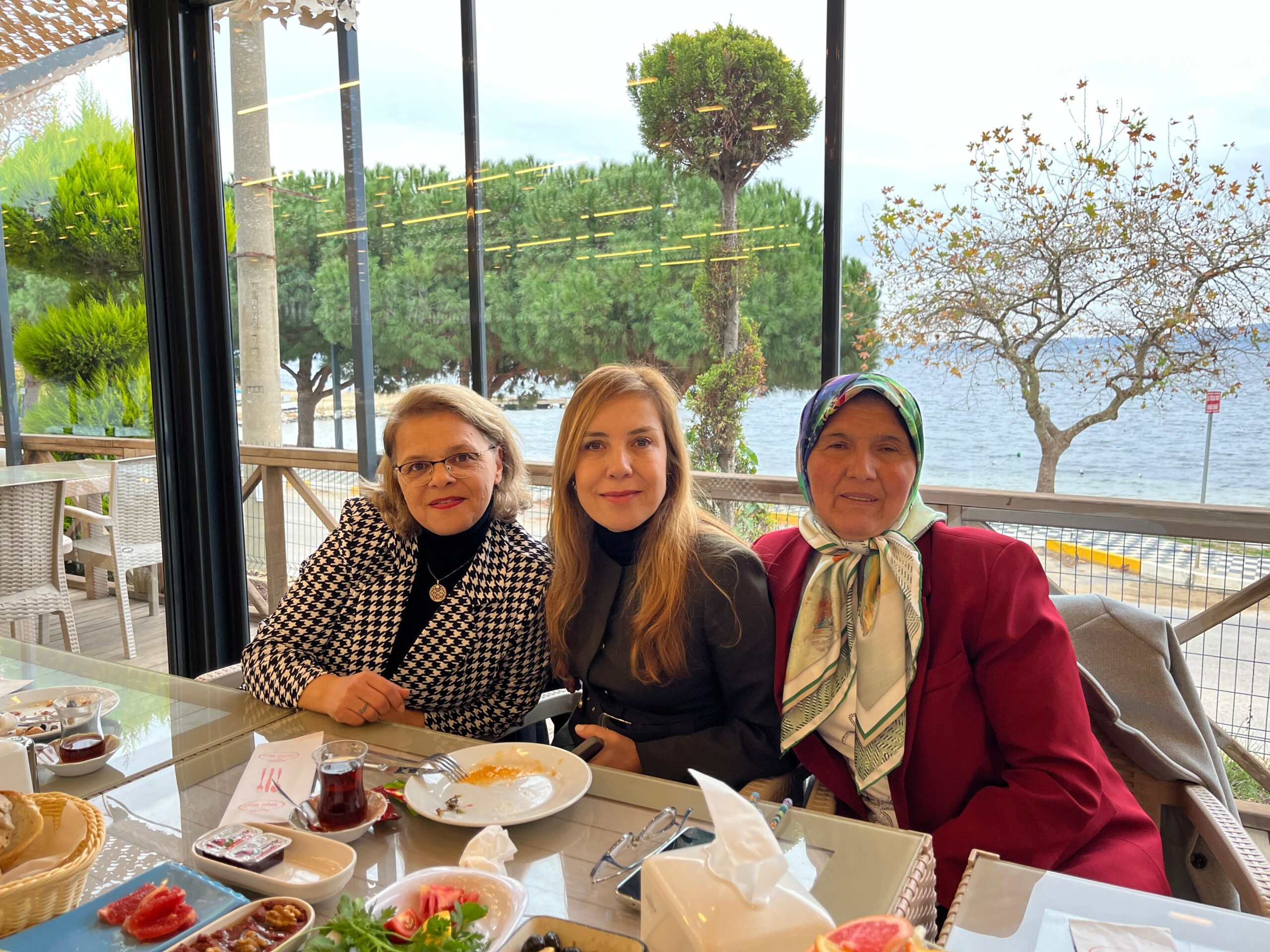 Kadın muhtarlardan dayanışma mesajı