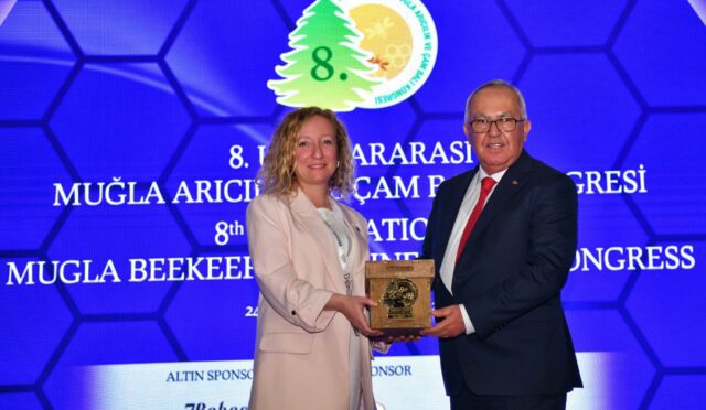 uluslararasi_kongrede_balikesire_aricilik_odulu_1