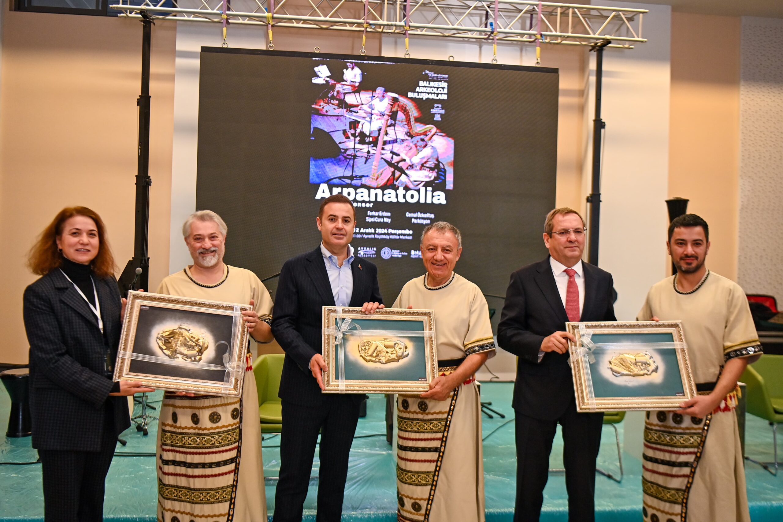 5 Balıkesir Arkeoloji Buluşmaları Sempozyumu Başladı