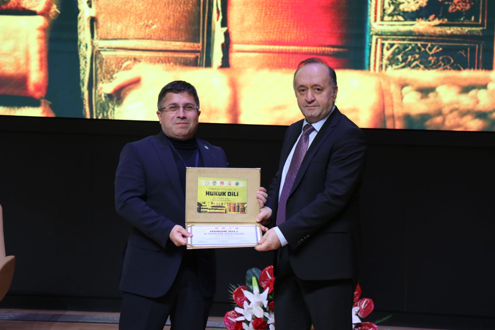 Rektör Oğurlu, “Jeo Kültürel Bağlantılarıyla Türk Hukuk Dilinin Gelişimi”ni Anlattı”