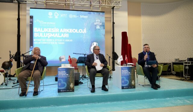 AYVALIK’TA 5. BALIKESİR ARKEOLOJİK BULUŞMALARI BAŞLADI (3)