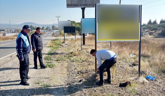_ Ayvalık’ta görsel kirlilik yaratan reklam panoları ve levhalara izin yok! (7)