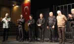 aziz_nesinden_uyarlanan_memleketin_kismeti_tiyatroseverlerle_bulustu_1