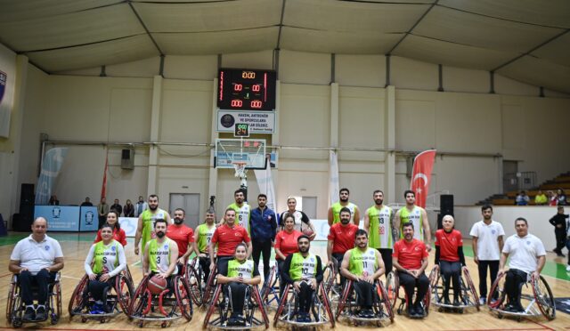 balikesirde_engelleri_kaldiran_dostluk_maci_11