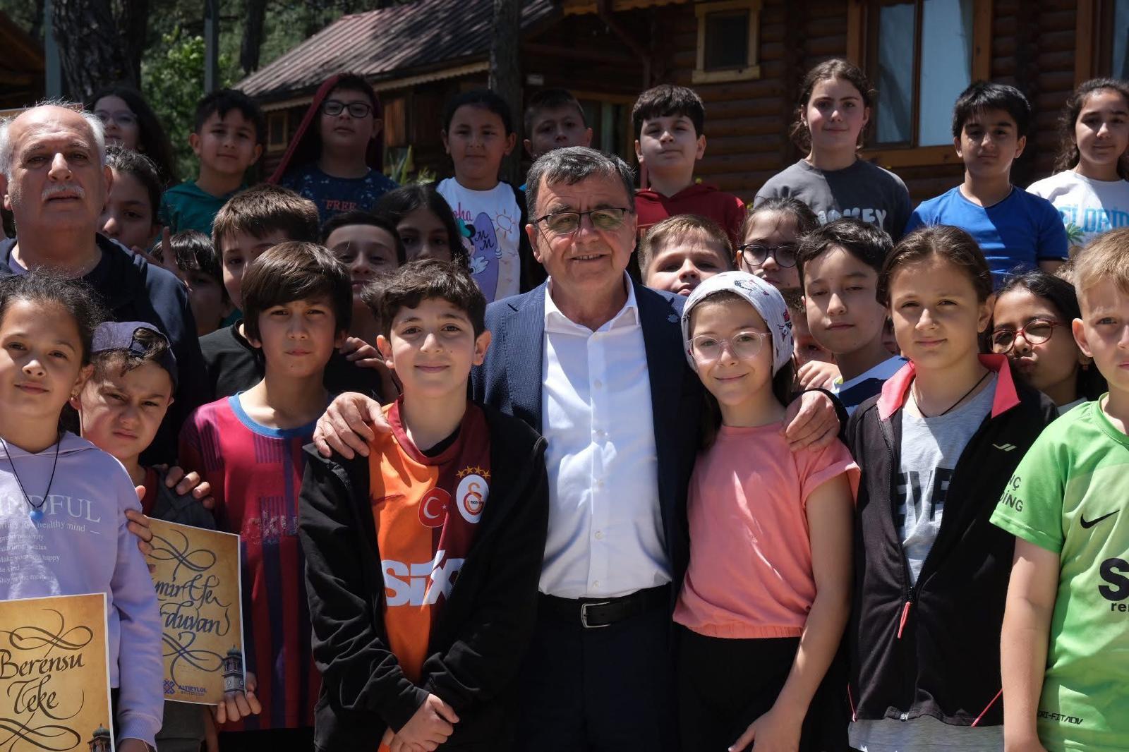 BAŞKAN HAKAN ŞEHİRLİ, 2024’TE ALTIEYLÜL’DE YAPILANLARI ANLATTI