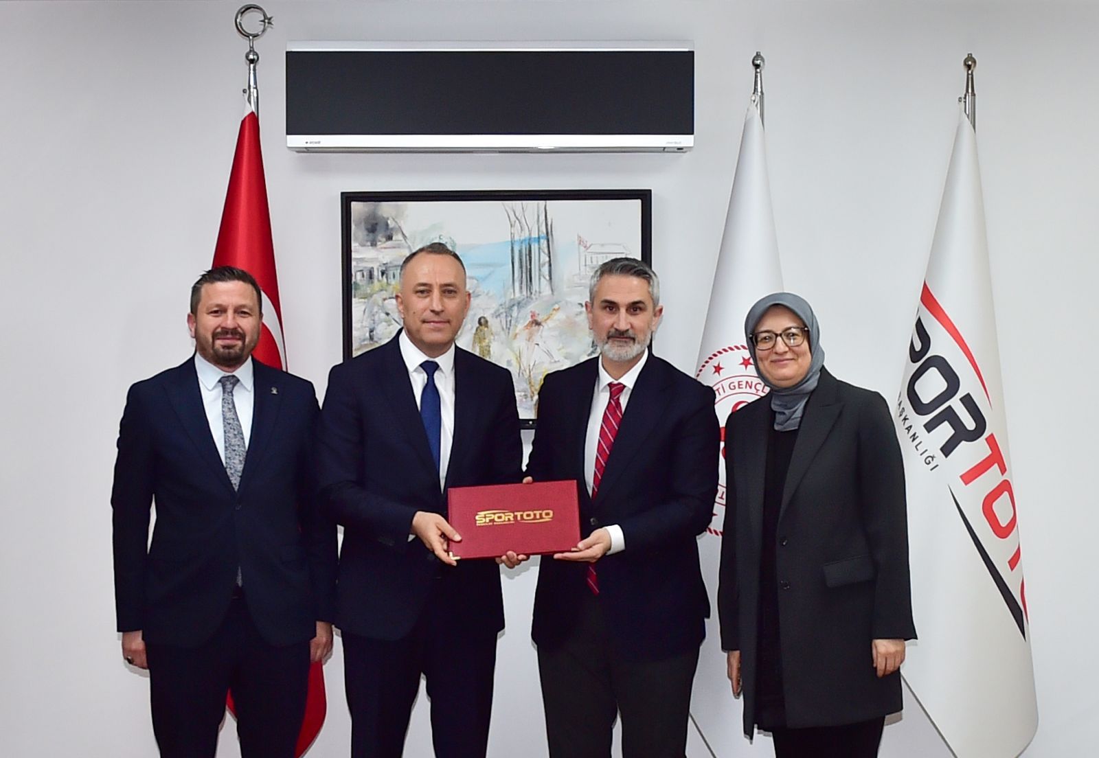 AK Parti Balıkesir İl Başkanı Mehmet Aydemir’den Balıkesir’e Spor Yatırımları Müjdesi