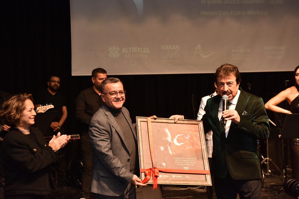 FERDİ TAYFUR ALTIEYLÜL’DE ANILDI