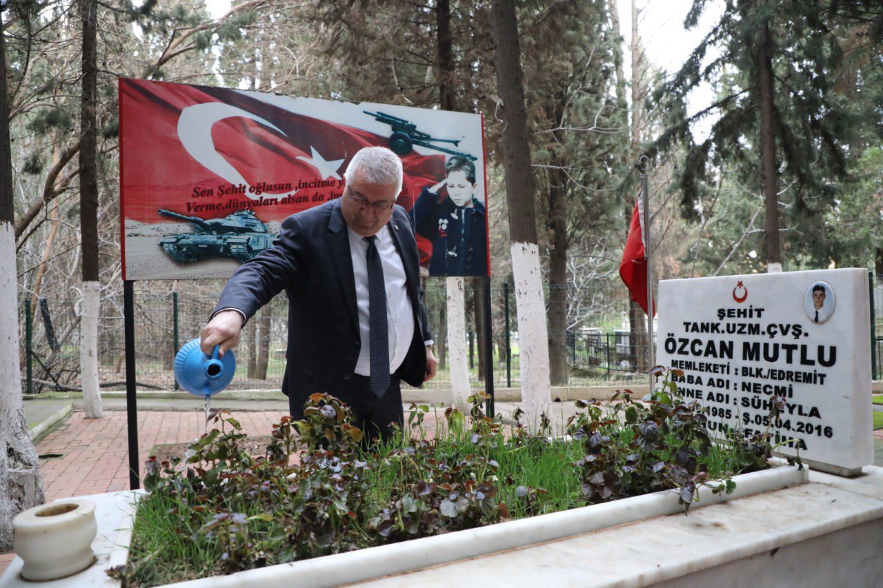 BAŞKAN ERTAŞ’TAN ŞEHİTLİĞE ANLAMLI ZİYARET