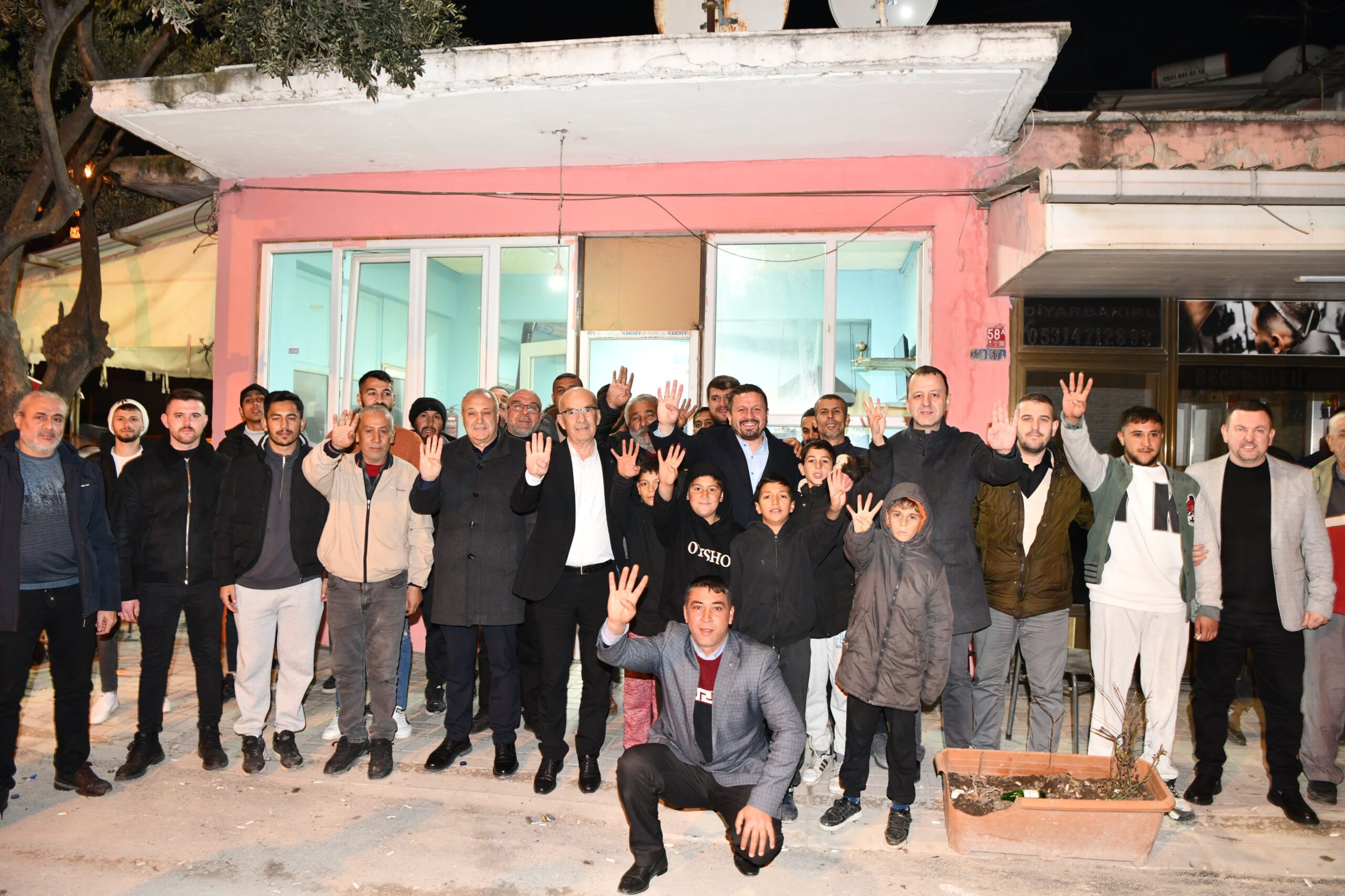 AK Parti, Ramazan Ayında Dolu Dizgin Sahada