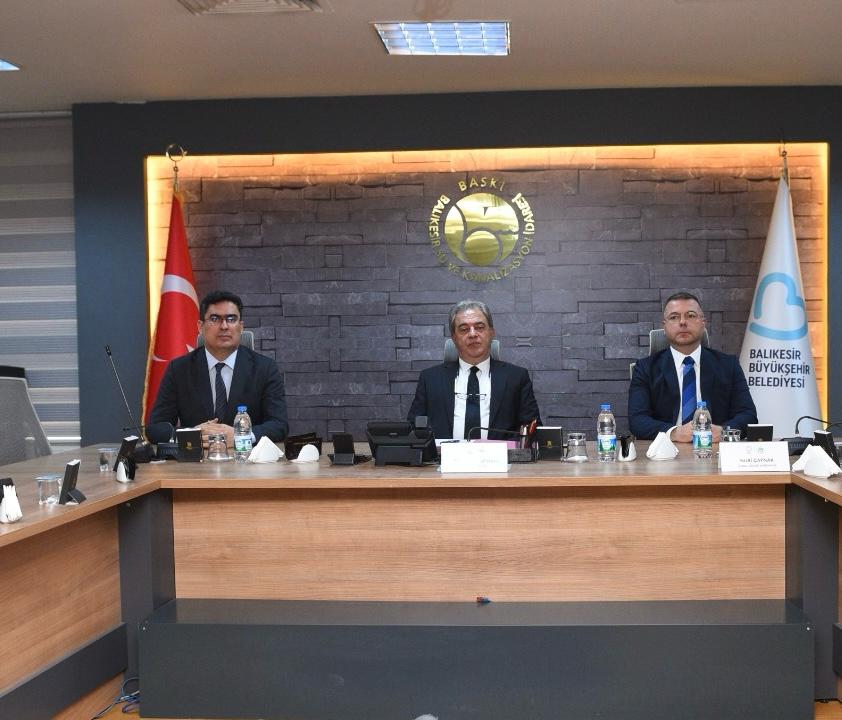 KÖRFEZİN ATIKSU SORUNUNU BAŞKAN AKIN ÇÖZÜYOR