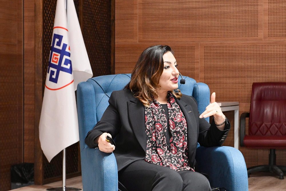 ALTIEYLÜL’DE OBEZ MİYİZ, LİPÖDEM MİYİZ? SÖYLEŞİSİ