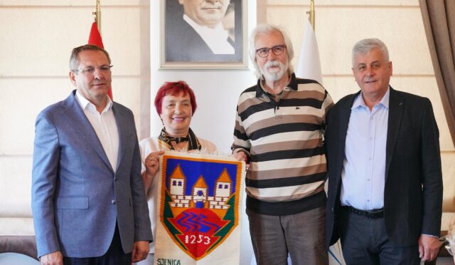 AYVALIK BELEDİYESİ’NE SJENİCA BELEDİYE BAŞKANI MUNİB MUJAGİÇ’TEN KARDEŞ ŞEHİR DAVETİ (1)