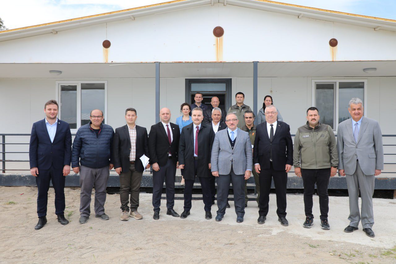 EDREMİT’TE SOKAK HAYVANLARI İÇİNREHABİLİTASYON MERKEZİ AÇILIYOR