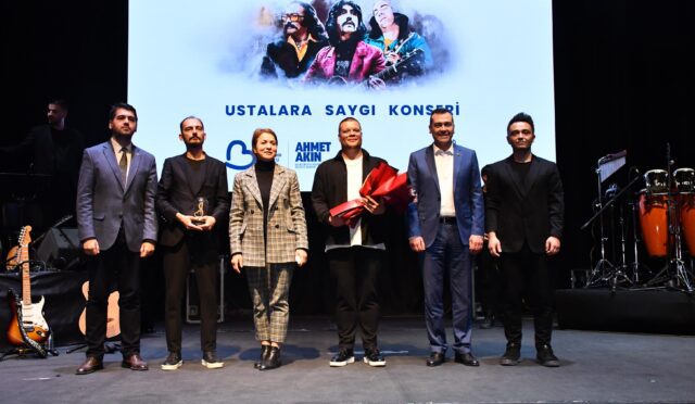 baskan_akin_balikesirlilere_konser_coskusu_yasatti_6
