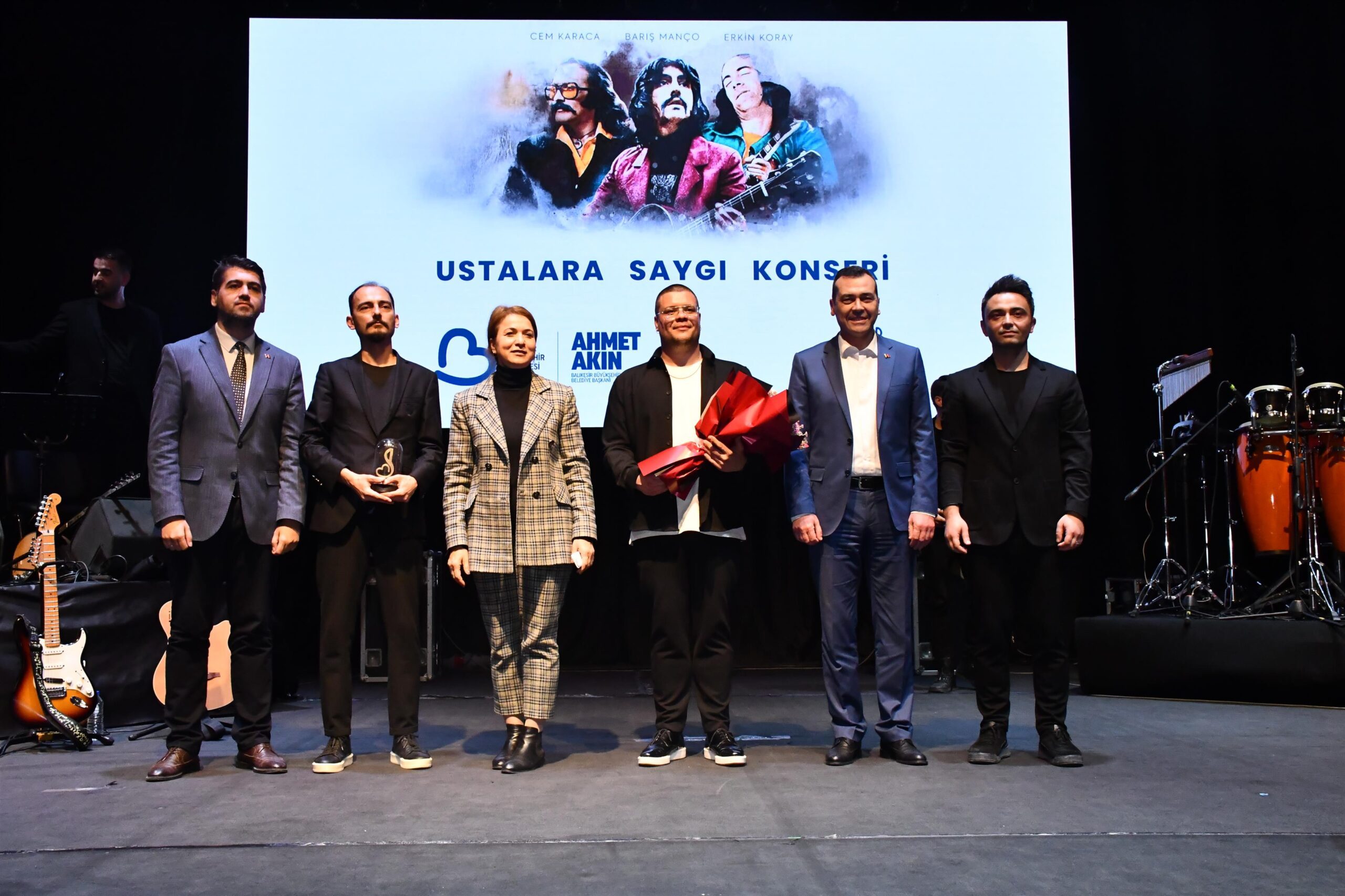 Başkan Akın Balıkesirlilere konser coşkusu yaşattı