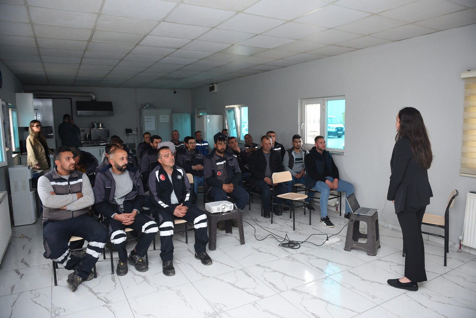 BASKİ’den personeline asbest söküm eğitimi