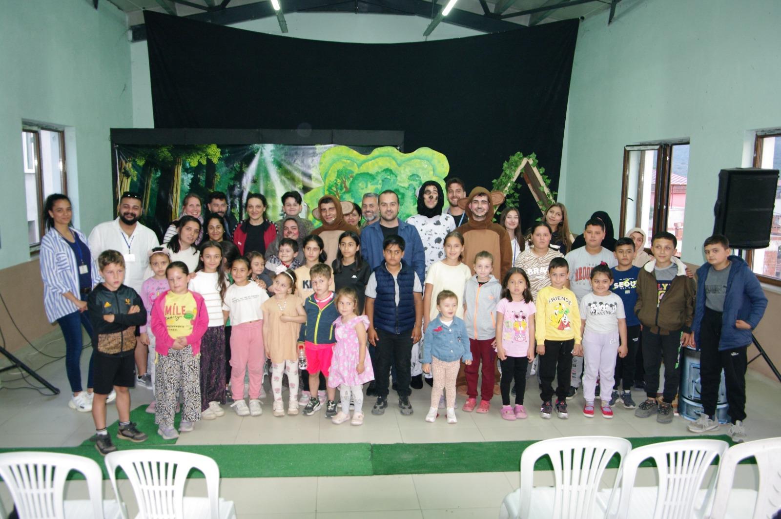 TİYATROSEVERLER BAHADINLI’DA BULUŞTU