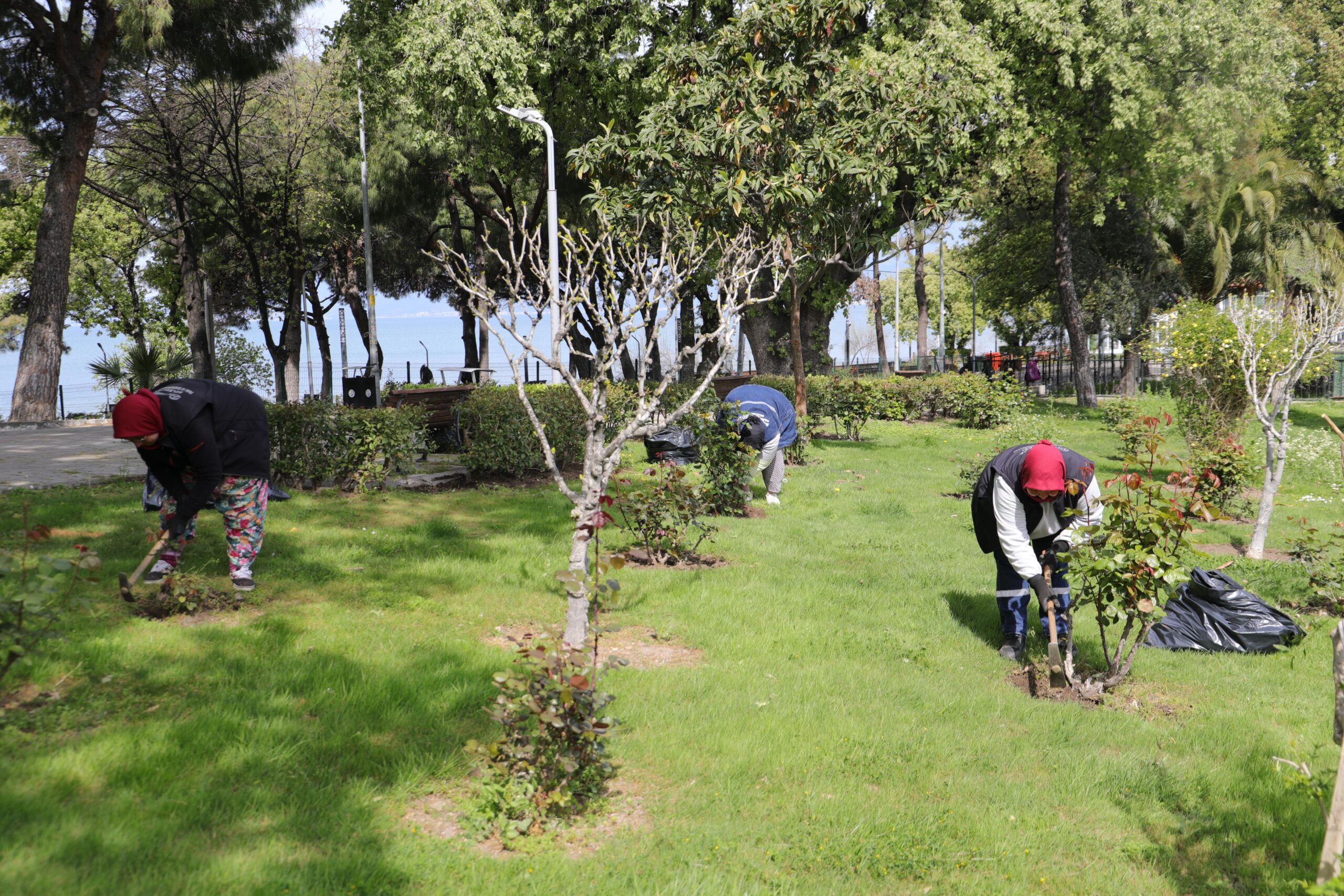 BURHANİYE, YAZ MEVSİMİNE HAZIRLANIYOR