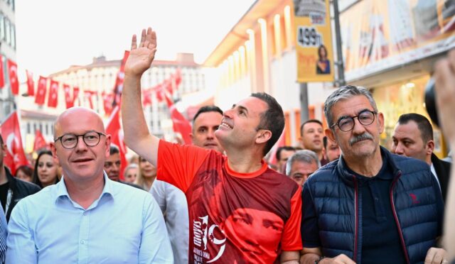 akın 19 mayıs askerleriyiz 1