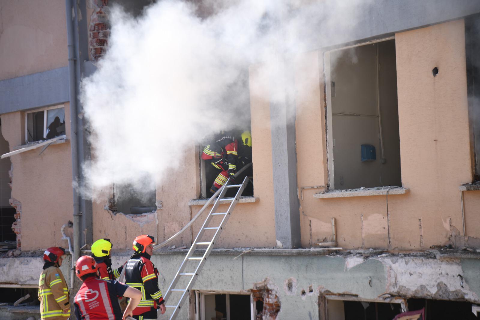 Balıkesir İtfaiyesi ortak tatbikatta göz doldurdu