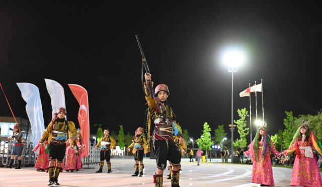 zeybekler_bulusmasi_ve_kahramanlik_konserine_buyuk_ilgi__5