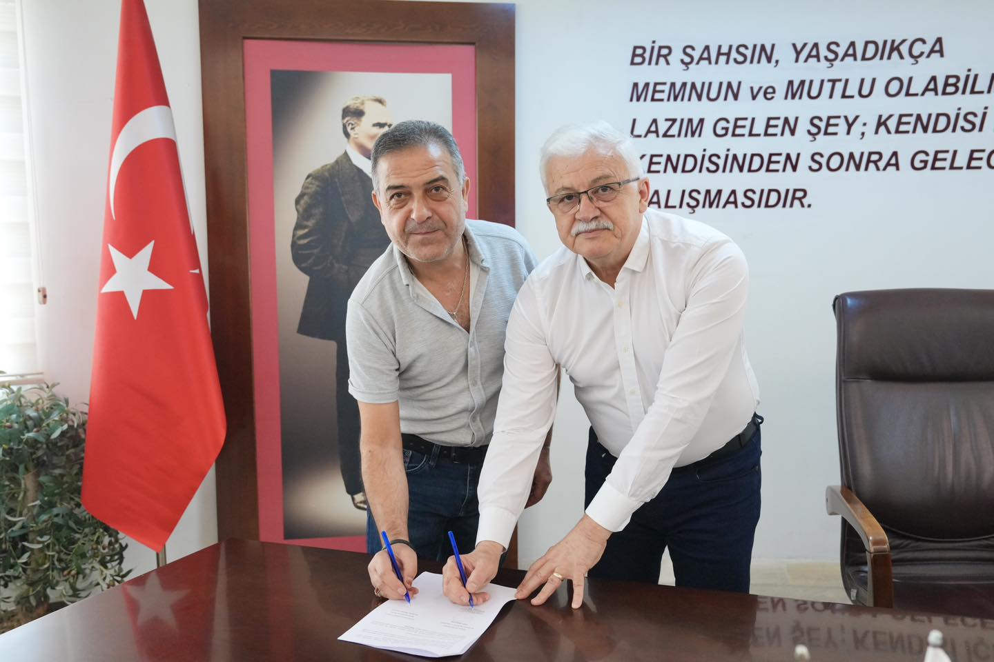 BURHANİYE BELEDİYESİ İLE BERBERLER VE KUAFÖRLER ODASI ARASINDA İŞ BİRLİĞİ