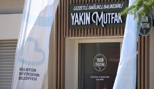 balikesirde_yakin_mutfak_binlerce_kisiye_sicak_yemek_ulastirdi_5