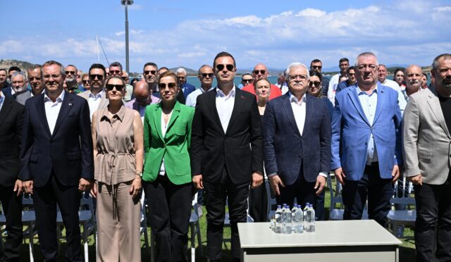 baskan_akin_ve_esi_arbil_akin_gastrofeste_katildi_8