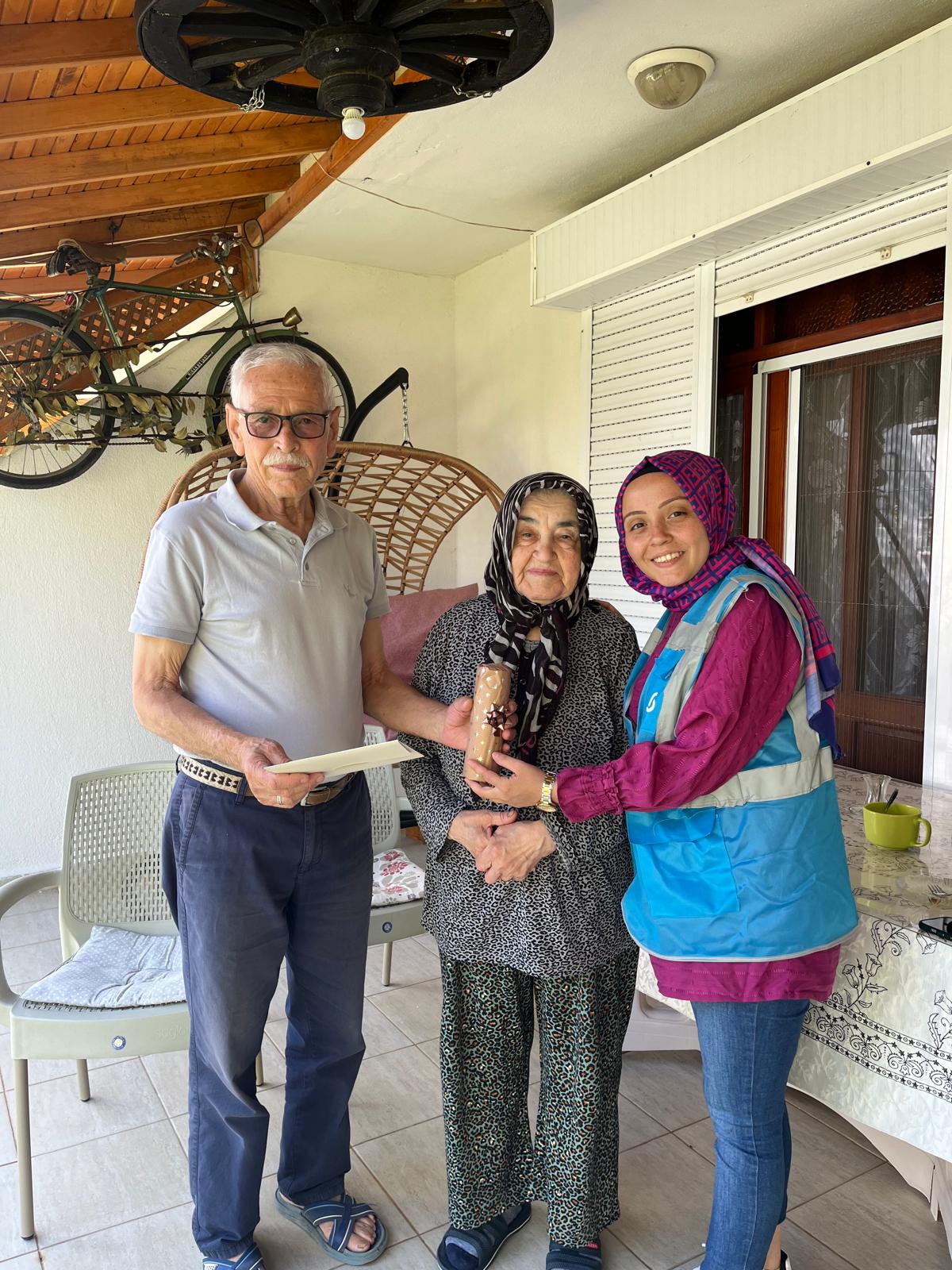 Büyükşehir’den şehit babalarına anlamlı ziyaret