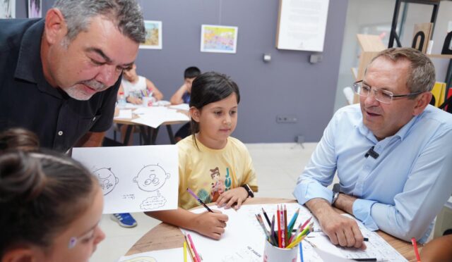 Ayvalık’ta Çocuklar Karikatür Atölyesi'ne büyük bir ilgi gösterdi (7)