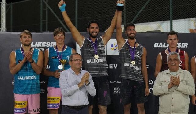 01 Türkiye şampiyon