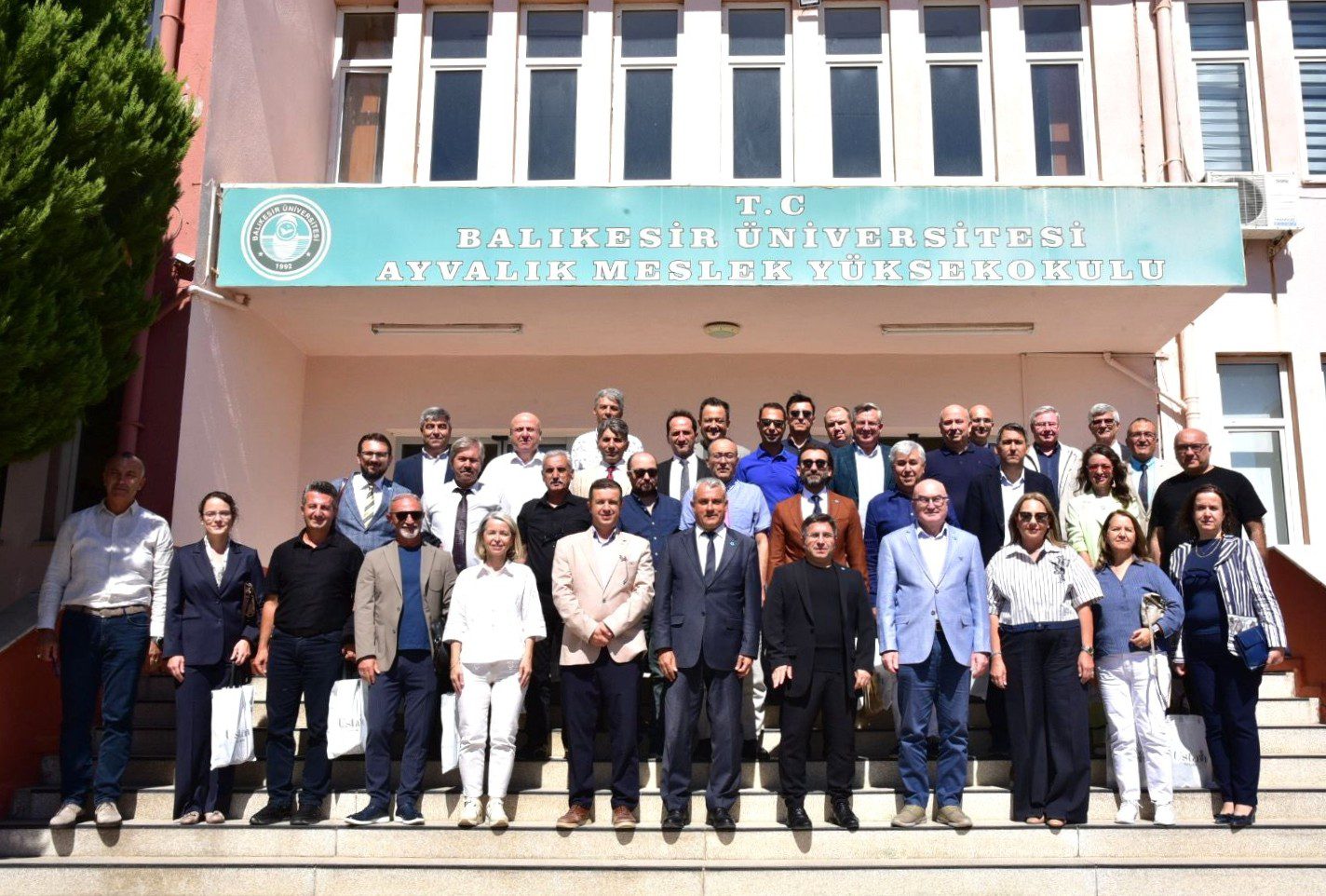 BAÜN Senato ve Yönetim Kurulu Toplantısı, Ayvalık MYO’da Gerçekleştirildi