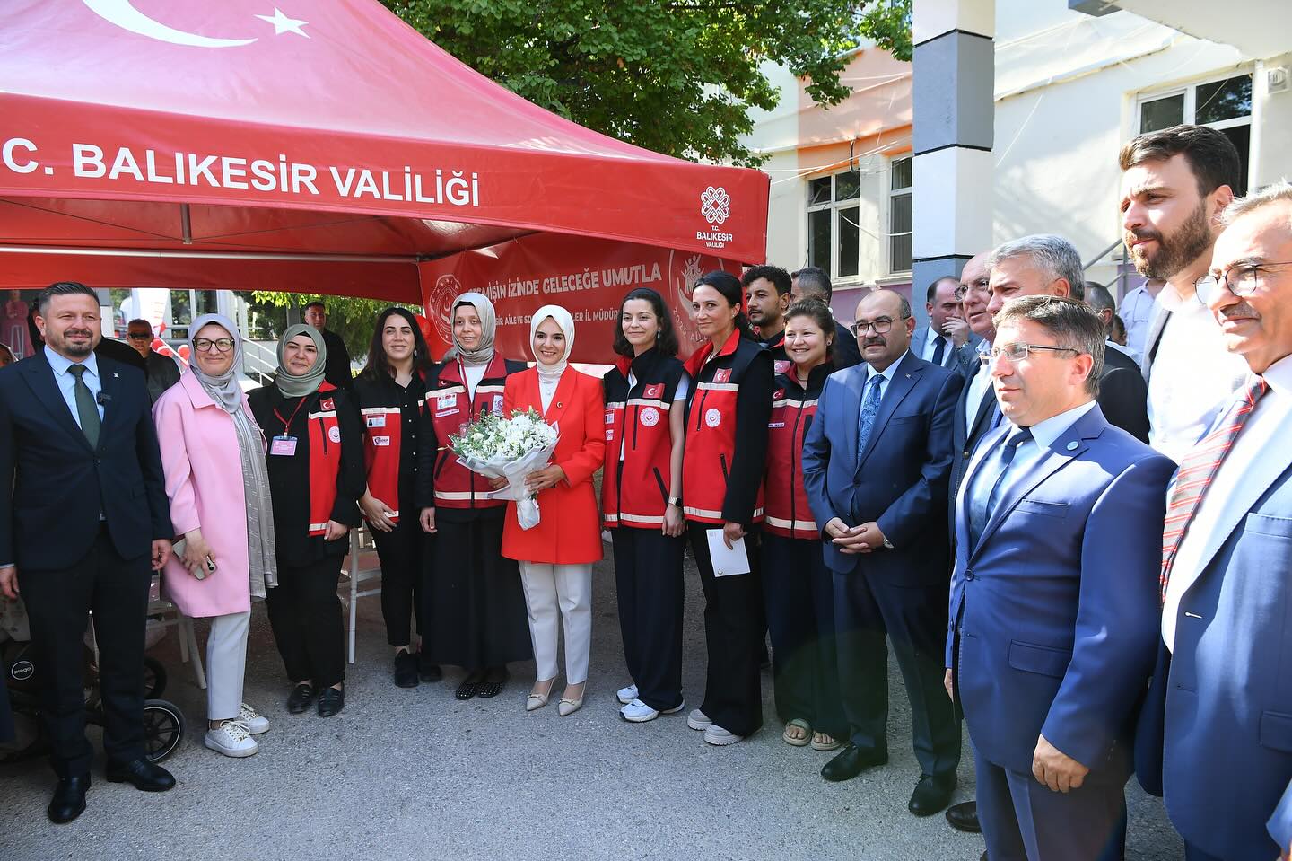 Aile ve Sosyal Hizmetler Bakanı Mahinur Özdemir Göktaş, BAÜN Tazelenme Üniversitesi ile Buluştu