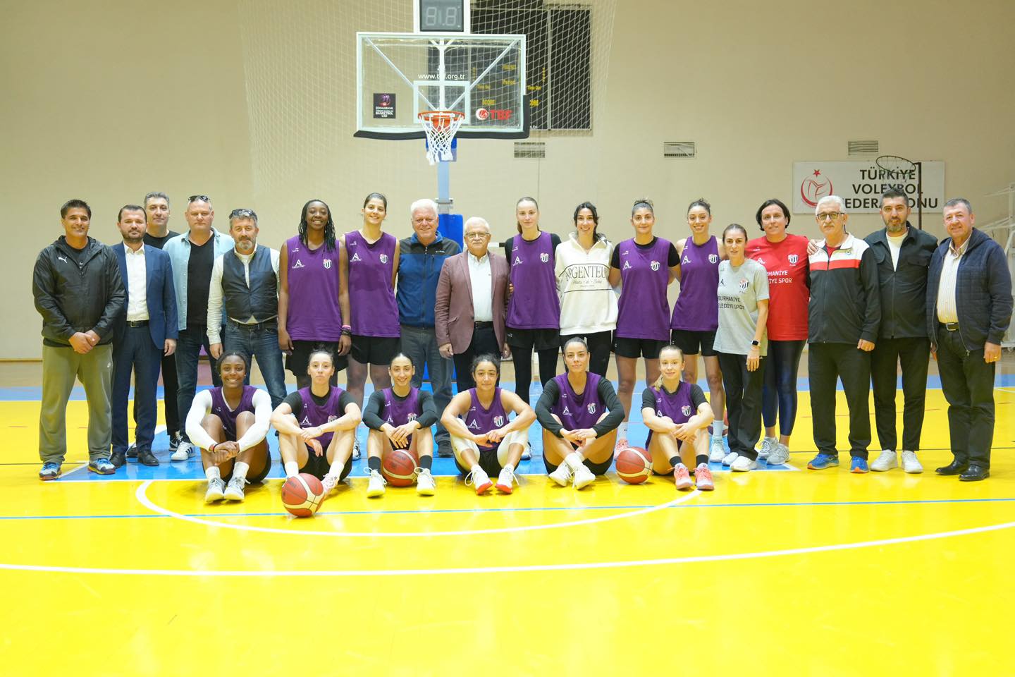 KÖRFEZİN İNCİLERİ GALİBİYETE KENETLENDİ