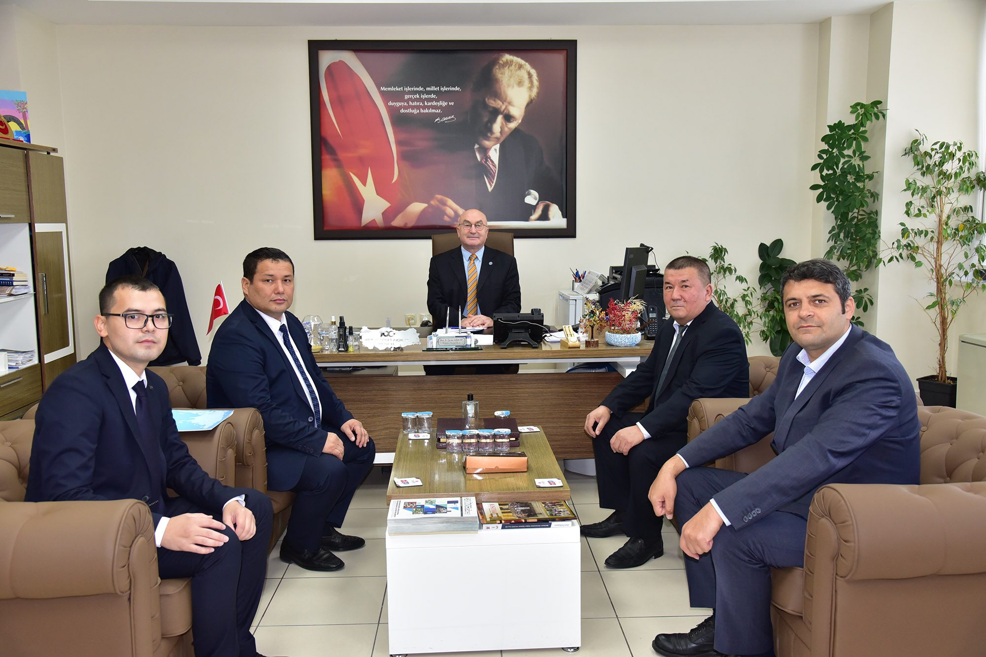 Karakalpak Devlet Üniversitesinden BAÜN’e Ziyaret