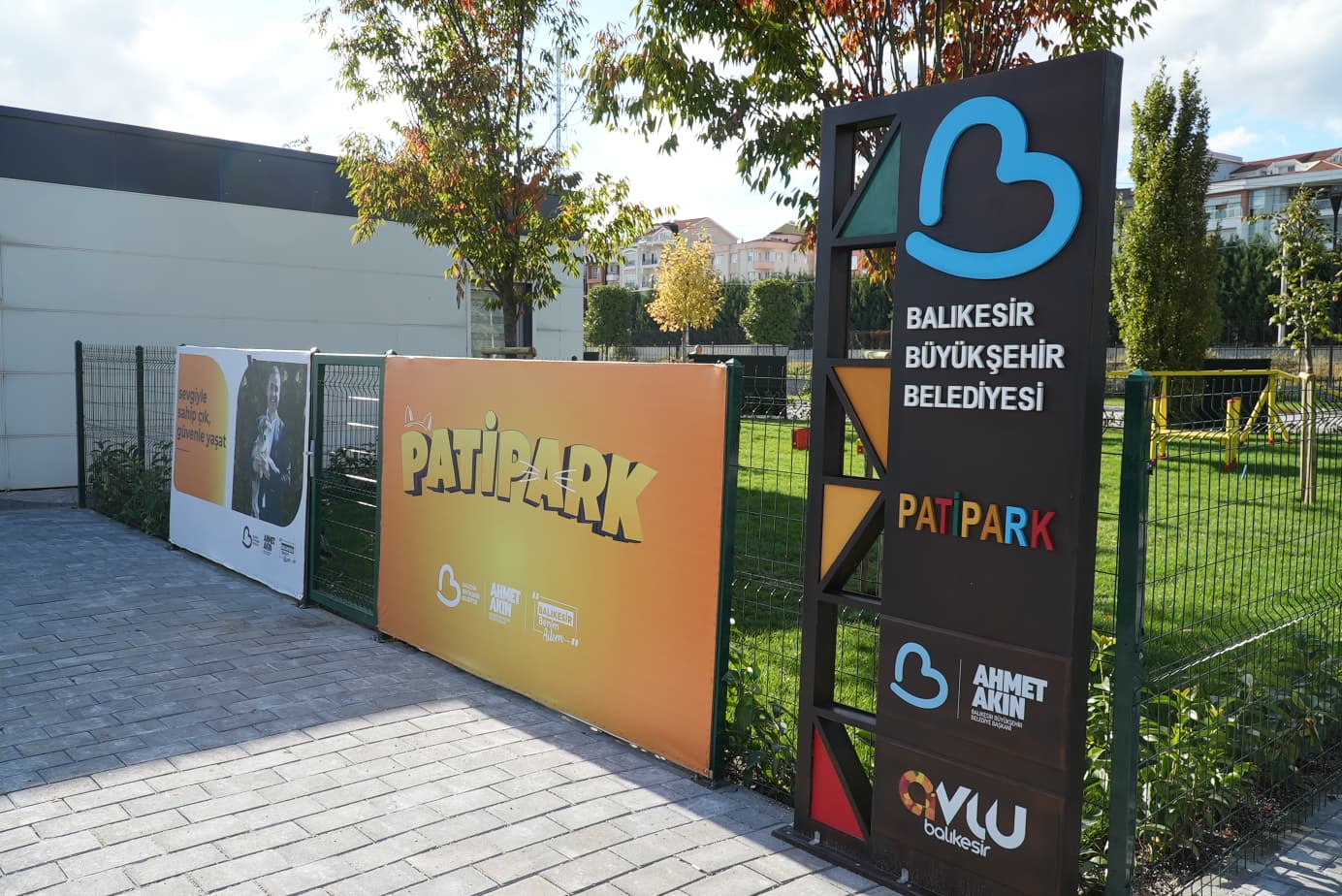 Ahmet Akın can dostları Pati Park ile buluşturdu
