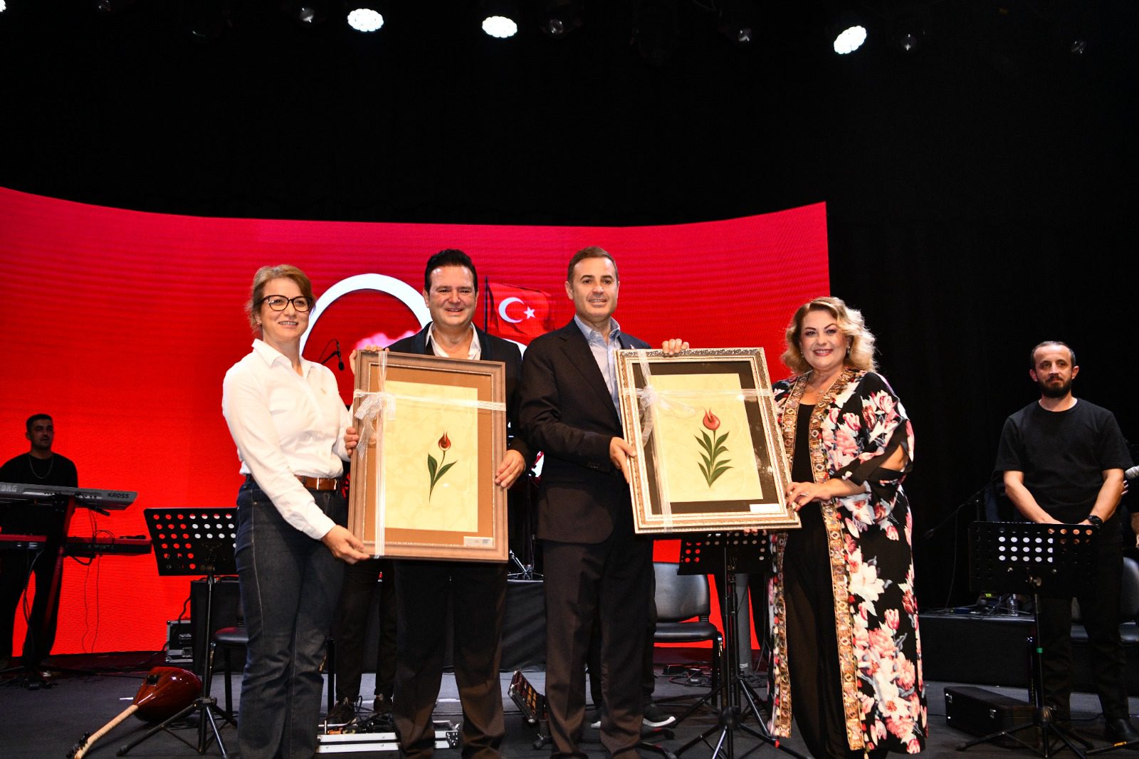 Balıkesirlilerden üç gün süren 10.10 etkinliklerine yoğun ilgi