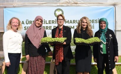 baskan_akin_destekliyor_kadin_ciftciler_topragin_bereketini_artiriyor_4