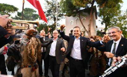 buyuksehirden_dunya_balikesirliler_gununde_muhtesem_kortej_11