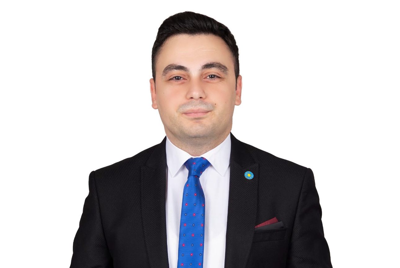 İYİ Partili Cahit Can Tekin Pazar poşetleri boş, sofralar eksik