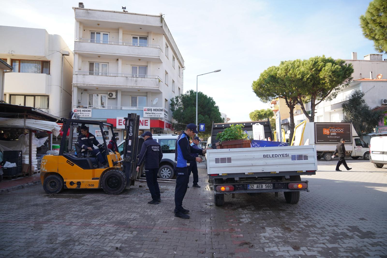 Ayvalık Belediyesi’nden Yol İşgallerine Karşı Kesintisiz Denetim