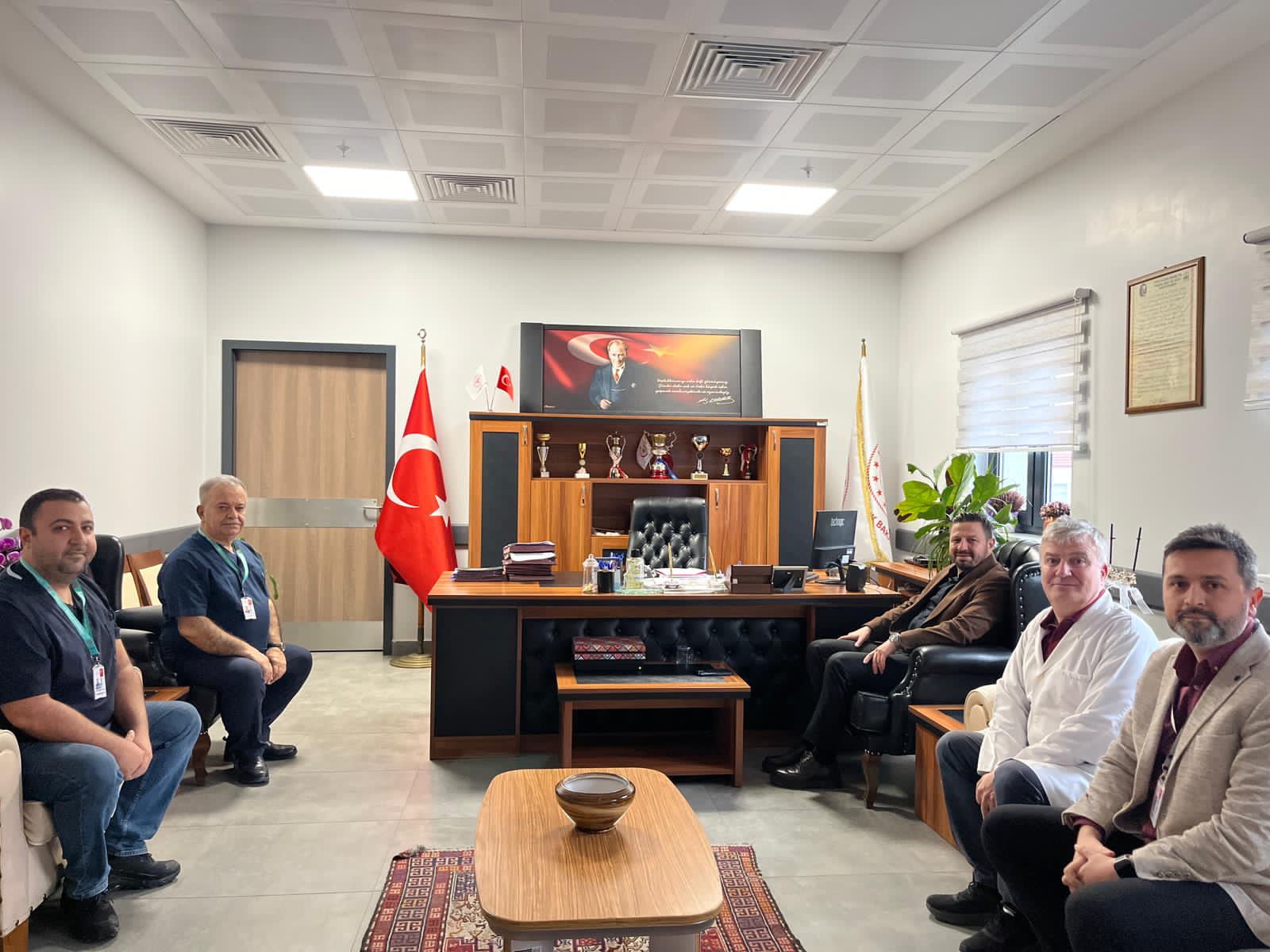 AK Parti İl Başkanı Mehmet Aydemir’den Balıkesir Devlet Hastanesi’ne Habersiz Ziyaret