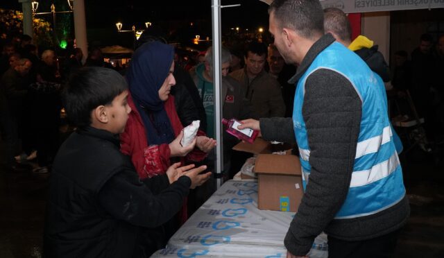 buyuksehirden_20_ilcede_kandil_ikrami_4