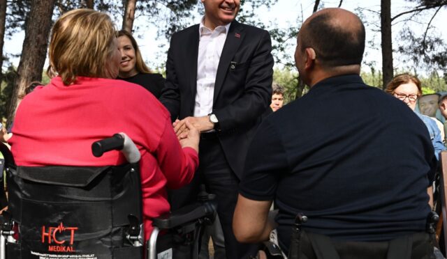 buyuksehirden_ozel_gereksinimli_bireylere_5.000_tl_nakdi_destek_1