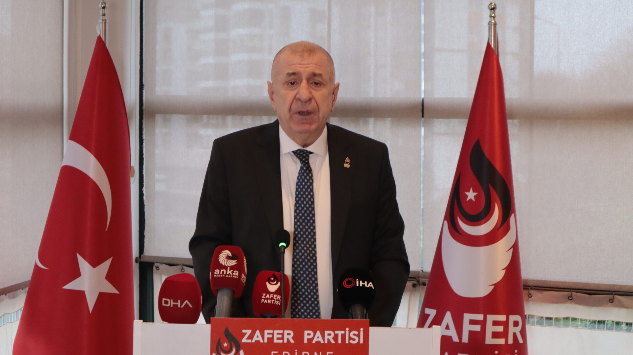 KEŞKE BİRİLERİNDE ZAMANINDA YÜREK OLSAYDI DA ÖCALAN’I ASABİLSEYDİ