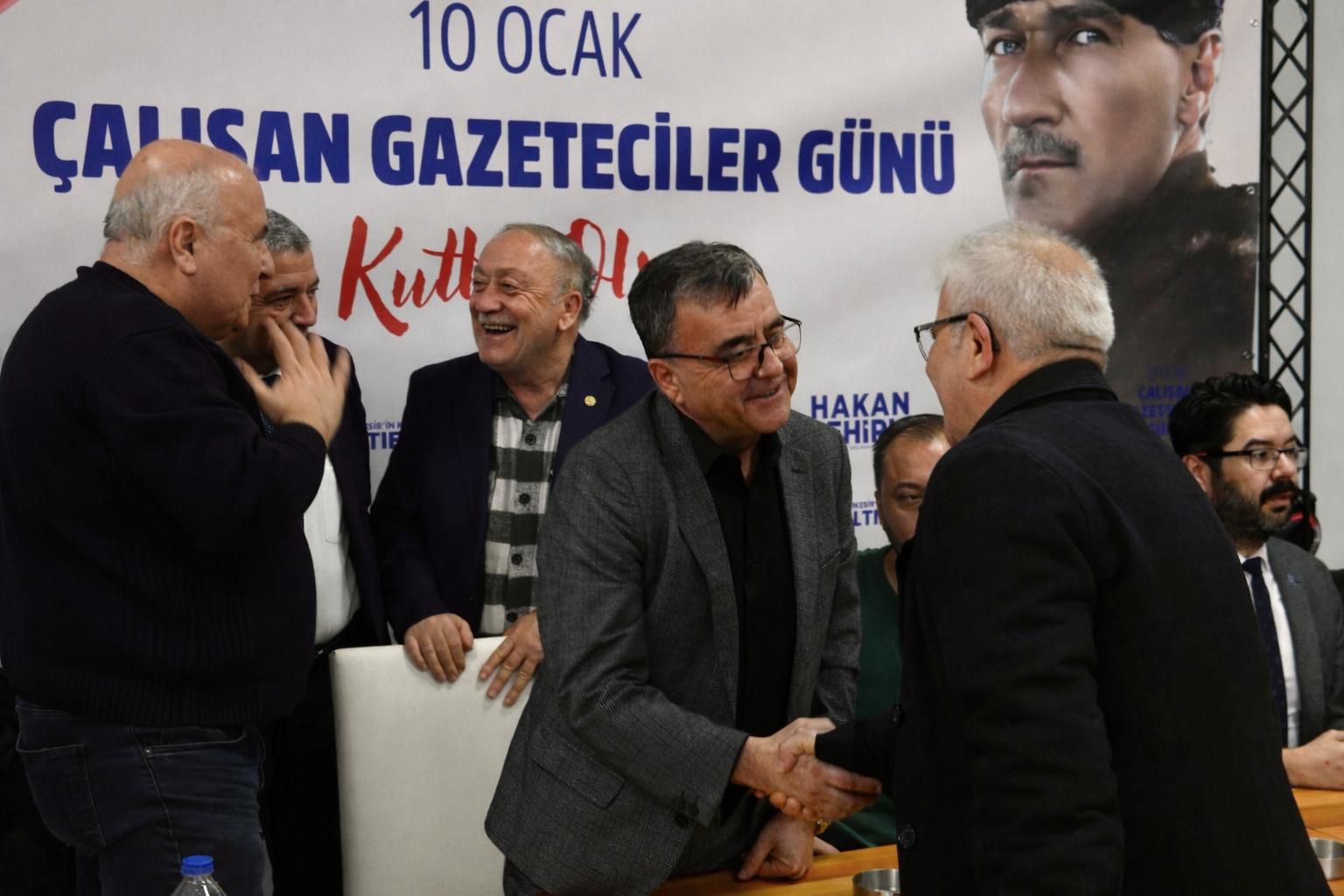 Başkan Hakan Şehirli, Çalışan Gazeteciler Günü’nde Basınla Buluştu