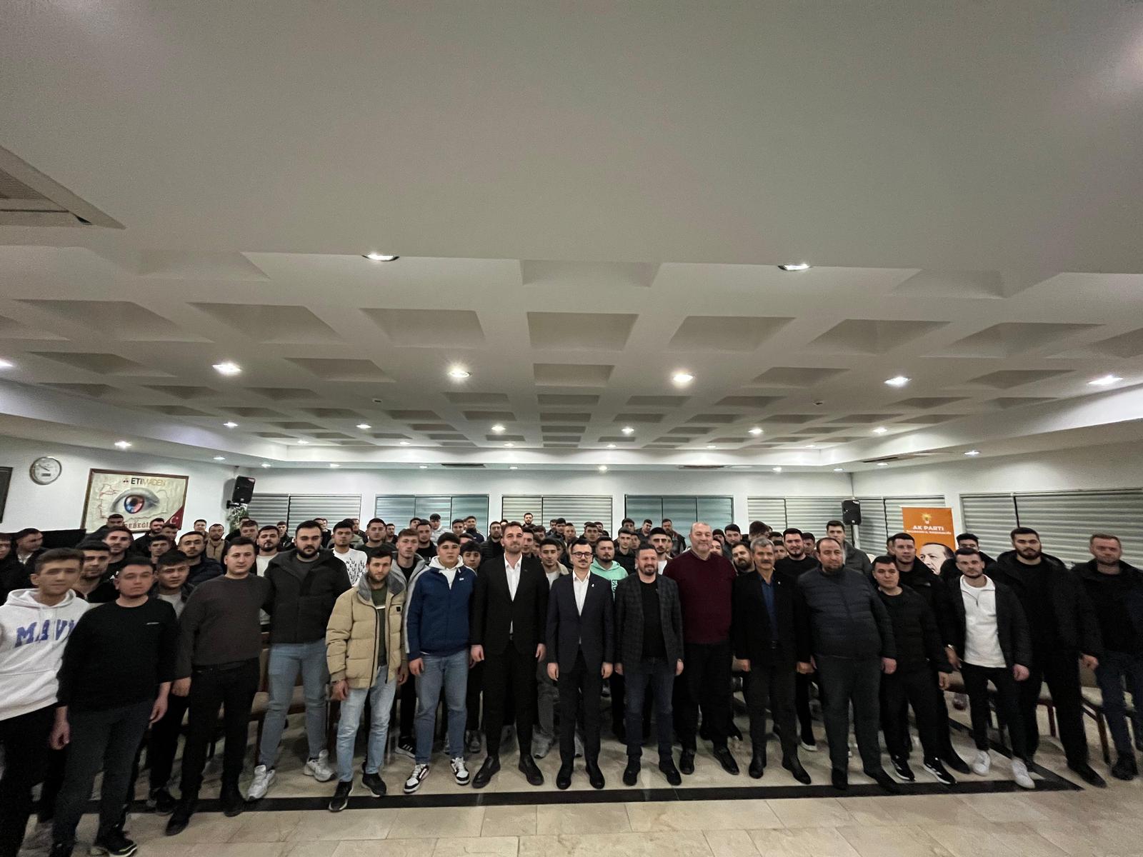 AK GENÇLİK 41 MAHALLEDE 41 KERE MAŞALLAH
