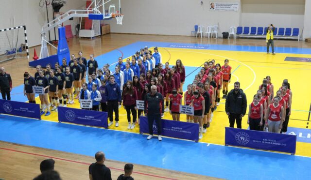 burhaniye valeybol turnuvası